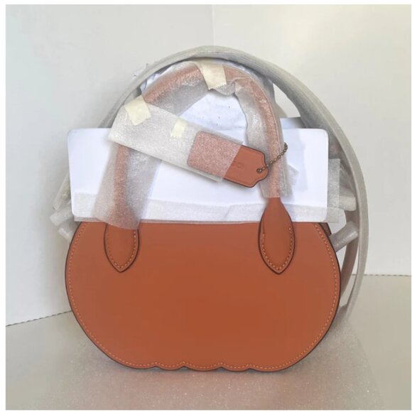 Coach Pumpkin Bag CU868 2025 Halloween Orange Glovetanned Leather NWT ORGPKG - Picture 3 of 10